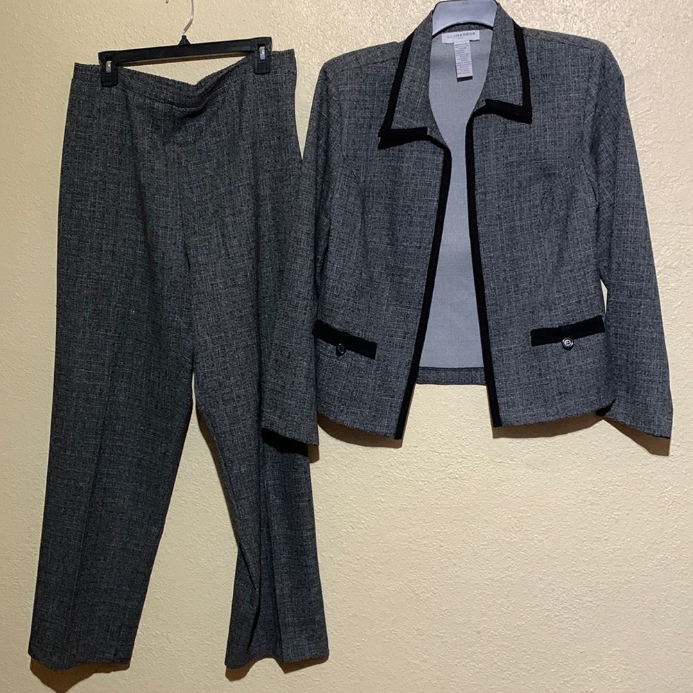 Sag Harbor Gray and Black Women's Jacket & Pants Set